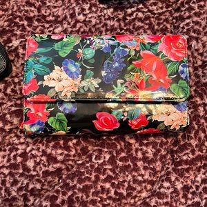 floral wallet